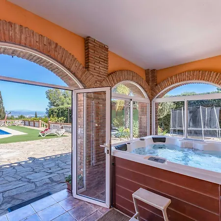 Buenavista - Sea View, Private Heated Pool, Spa, 5 Bedrooms * Málaga